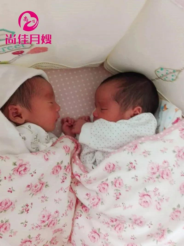 尚佳專(zhuān)業(yè)月嫂丨科普丨寶寶一天放N個(gè)屁，是腸胃不好？